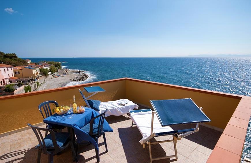 Appartamenti - Villa Mare Pomonte Exterior photo