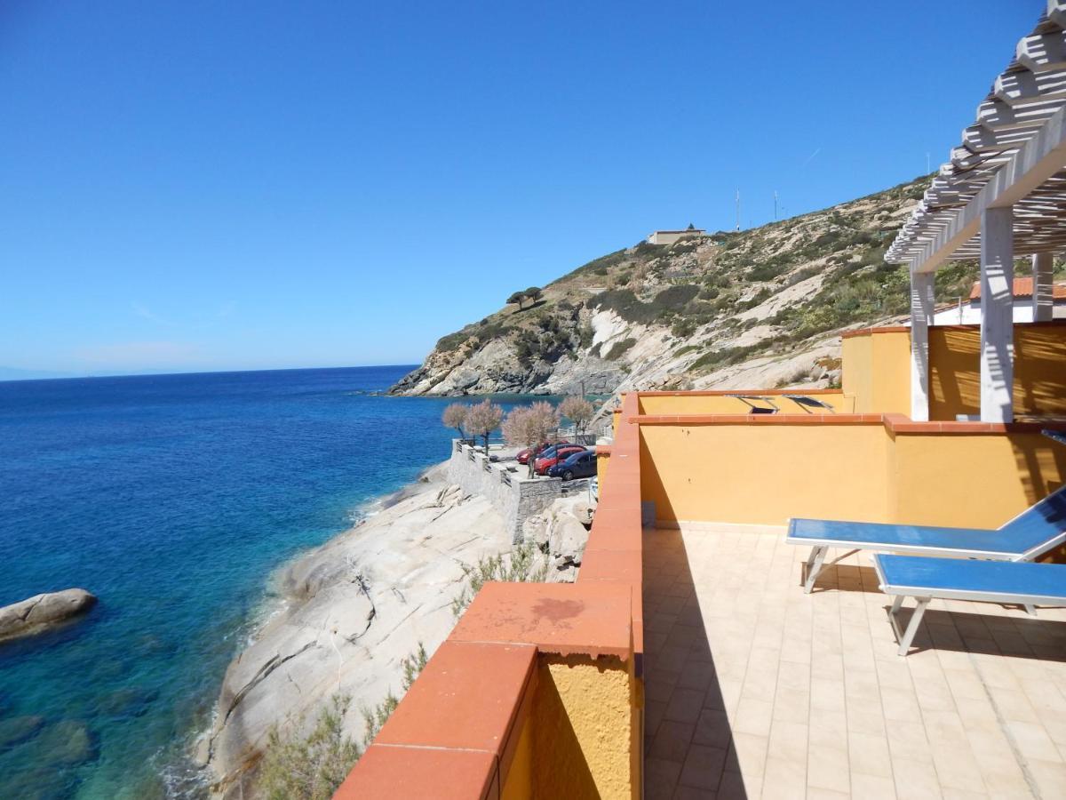Appartamenti - Villa Mare Pomonte Exterior photo