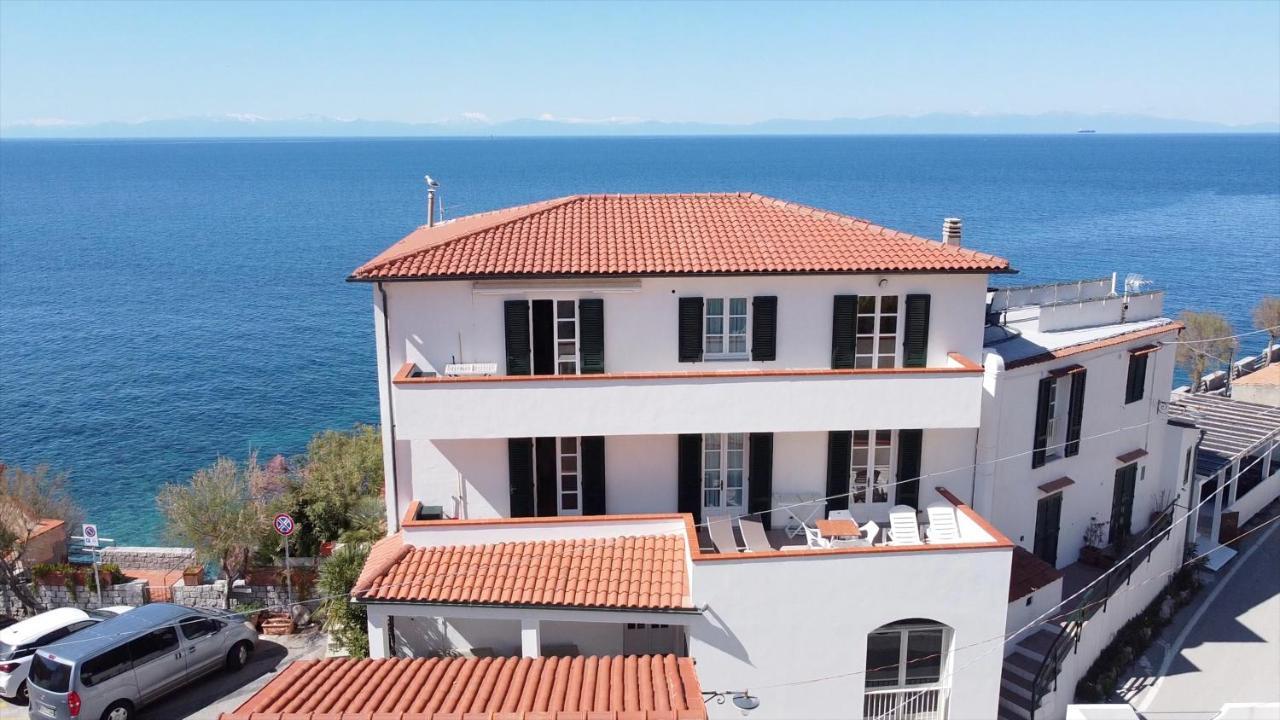 Appartamenti - Villa Mare Pomonte Exterior photo
